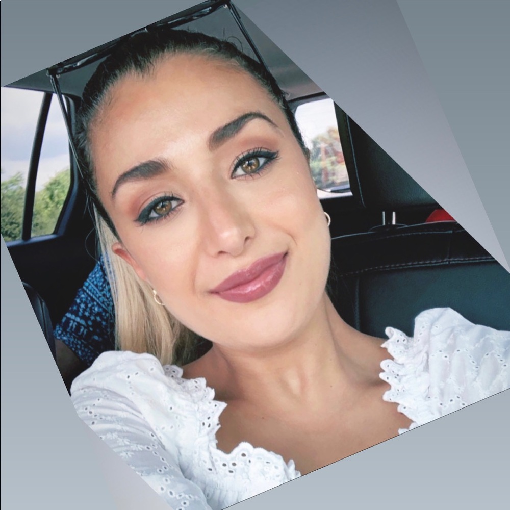 Meet your Posher, Mary